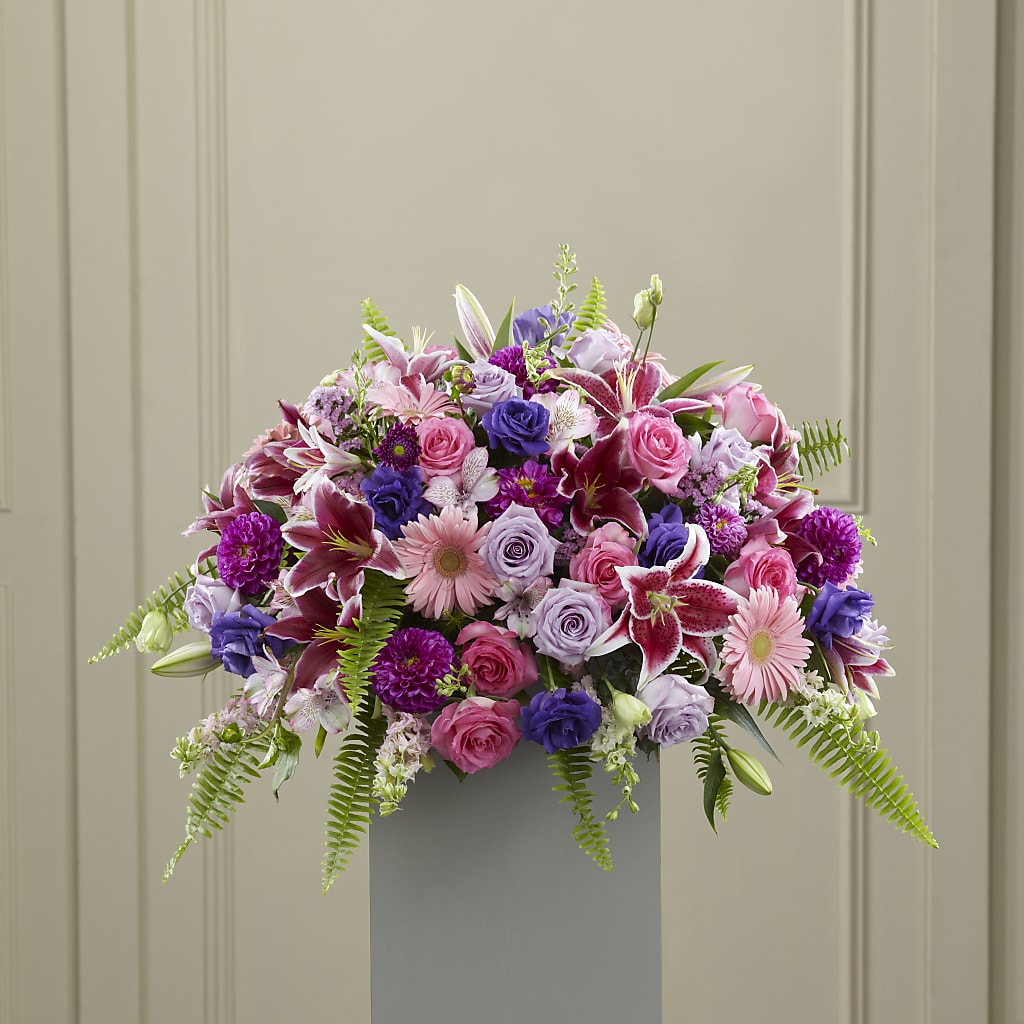 Fare Thee Well Pedestal – Pantelia Floral, Salt Lake City UT