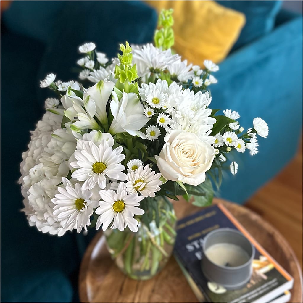 Classic Ivory – A Florist Original –  Pantelia Floral, Salt Lake City UT